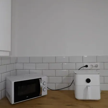 Gloria Apartment *