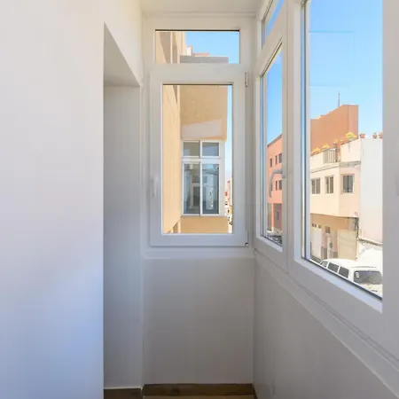 Gloria Apartment *